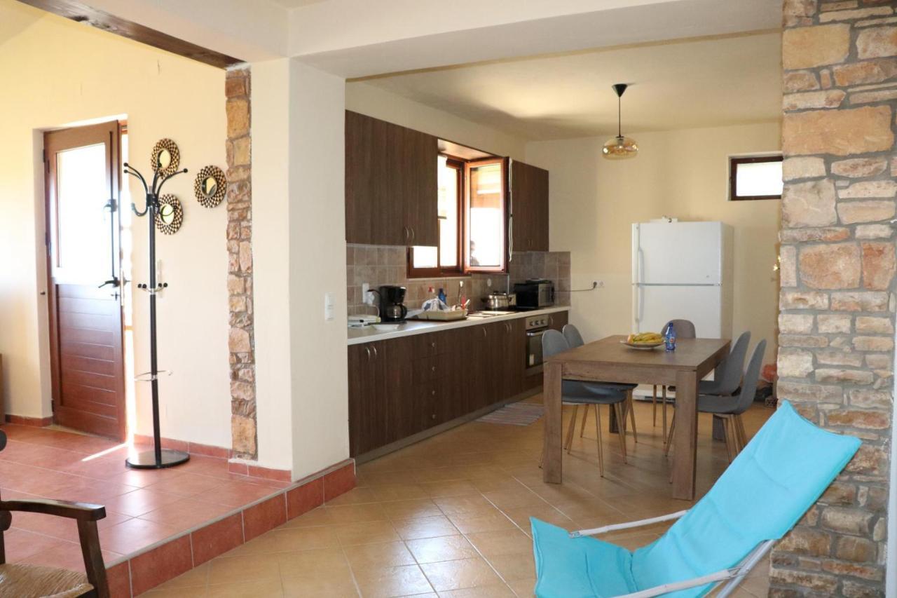 Amathianis Villa Triopetra Exteriör bild