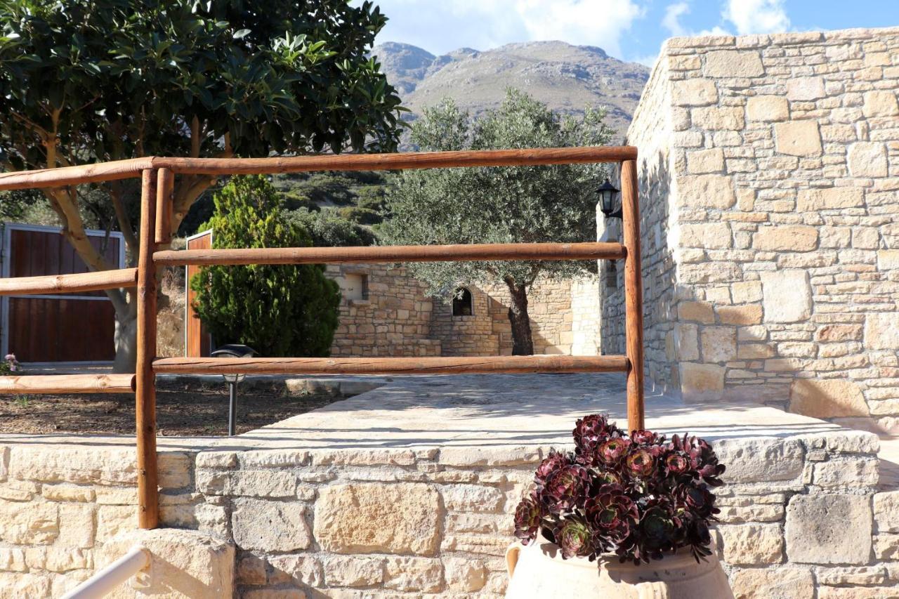 Amathianis Villa Triopetra Exteriör bild